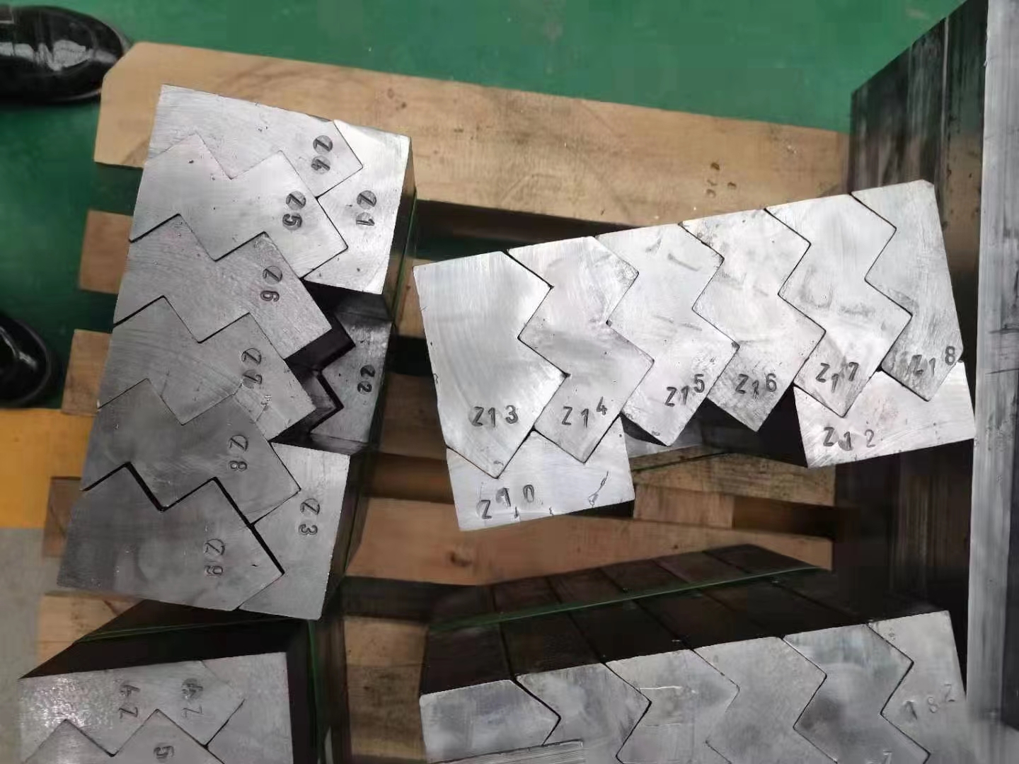 桂林工业配重铅块